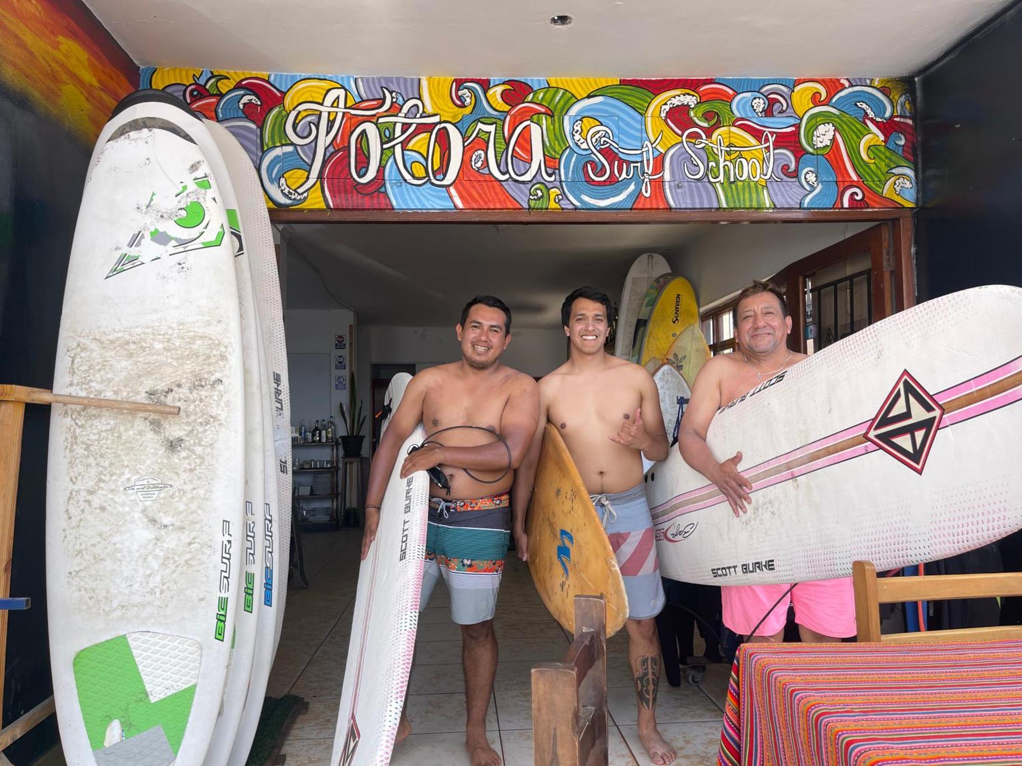 Totora Surf Hostel Huanchaco Exterior photo