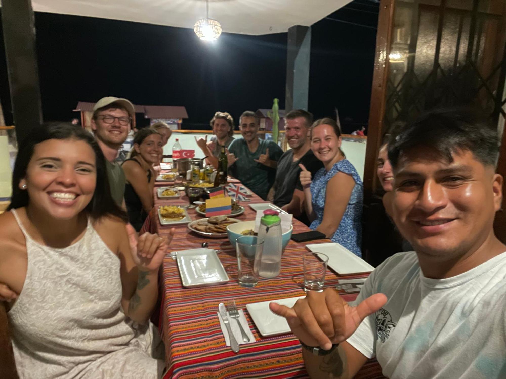 Totora Surf Hostel Huanchaco Exterior photo